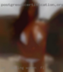 I'm  looking women in FL for a quick sex :D.